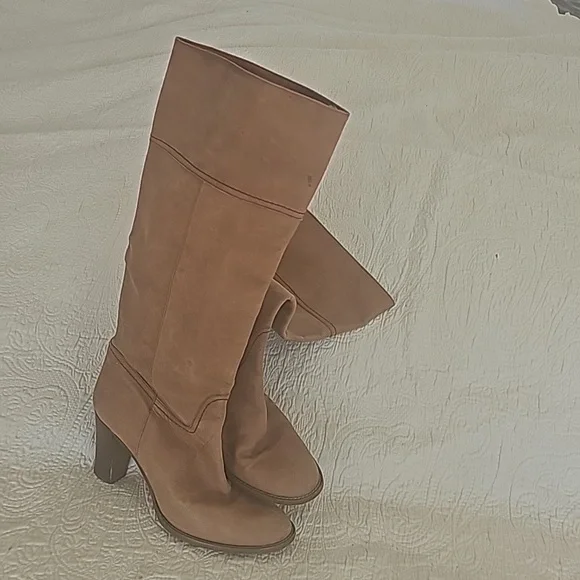 J Crew  tall high  heel boots - Picture 4 of 9